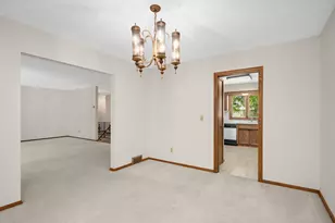 400 Cimarron Cir, Chanhassen, MN 55317 - Photo 21