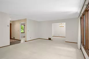 400 Cimarron Cir, Chanhassen, MN 55317 - Photo 15
