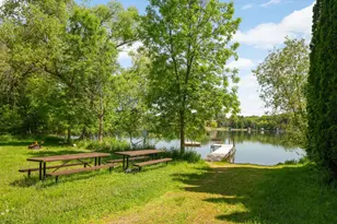 400 Cimarron Cir, Chanhassen, MN 55317 - Photo 3