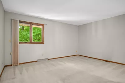 400 Cimarron Circle, Chanhassen, MN 55317 - Photo 29