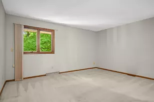 400 Cimarron Cir, Chanhassen, MN 55317 - Photo 29