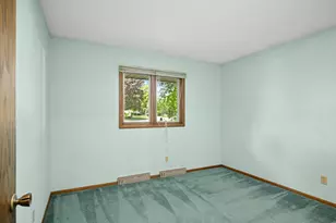 400 Cimarron Cir, Chanhassen, MN 55317 - Photo 33