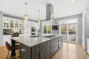 164 Bank St SE, Minneapolis, MN 55414 - Photo 5