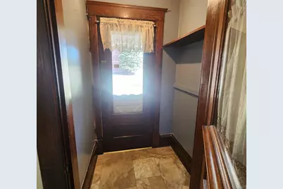 304 2nd Avenue SE, Pipestone, MN 56164 - Photo 17