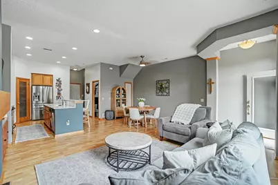 364 Valley Commons, Hudson, WI 54016 - Photo 7