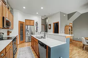 364 Valley Commons, Hudson, WI 54016 - Photo 9