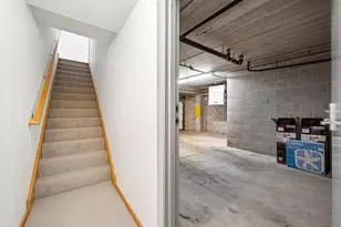 2818 Aldrich Ave S, Minneapolis, MN 55408 - Photo 57