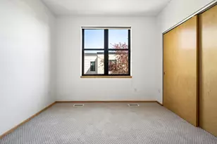 2818 Aldrich Ave S, Minneapolis, MN 55408 - Photo 47