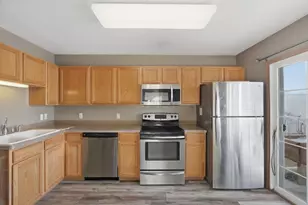 1227 Elmwood Ave, Shakopee, MN 55379 - Photo 5