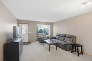 1227 Elmwood Ave, Shakopee, MN 55379 - Photo 3