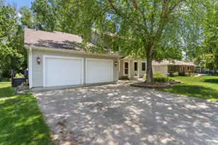 5855 Arthur St NE, Fridley, MN 55432 - Photo 35