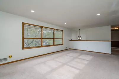 110 S Belmont Drive, Mankato, MN 56001 - Photo 7