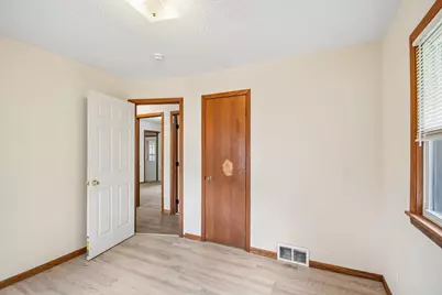 5324 Emerson Avenue N, Brooklyn Center, MN 55430 - Photo 11