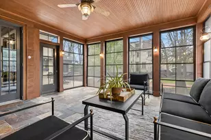 2204 W Lake of the Isles Pkwy, Minneapolis, MN 55405 - Photo 17