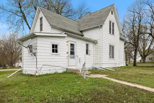 106 E Park Ave, Buffalo Lake, MN 55332 - Photo 5
