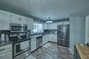 329 Wyandotte Rd, Hoyt Lakes, MN 55750 - Photo 3