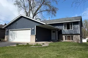 862 3rd Ave N, Sauk Rapids, MN 56379 - Photo 1