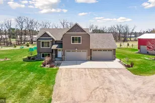 31476 147th St NW, Princeton, MN 55371 - Photo 1