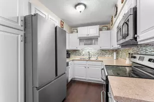1150 Dellwood St S, Cambridge, MN 55008 - Photo 7