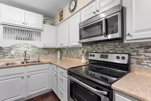 1150 Dellwood St S, Cambridge, MN 55008 - Photo 5
