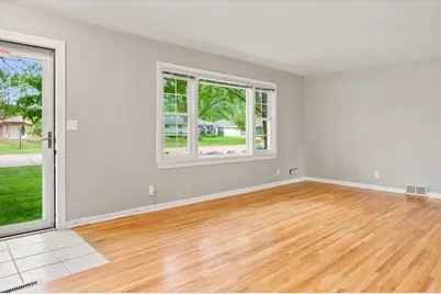 7659 Xerxes Avenue S, Richfield, MN 55423 - Photo 9