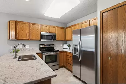 7664 Ojibway Park Draw, Woodbury, MN 55125 - Photo 19