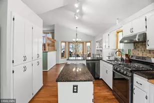 7910 Baylor St, Wyoming, MN 55092 - Photo 9