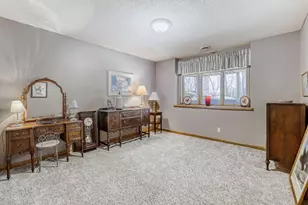7945 Ranchview Ln N, Maple Grove, MN 55311 - Photo 23