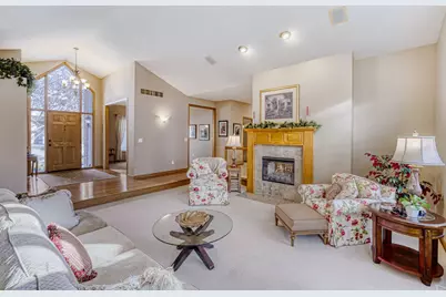 7945 Ranchview Lane N, Maple Grove, MN 55311 - Photo 3