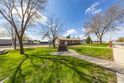 19 2nd Avenue SE, Fairfax, MN 55332 - Photo 33