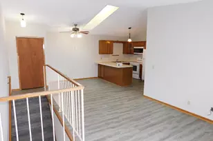 778 Parkside Dr, Vadnais Heights, MN 55127 - Photo 3