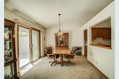9222 Decatur Avenue S, Bloomington, MN 55438 - Photo 5