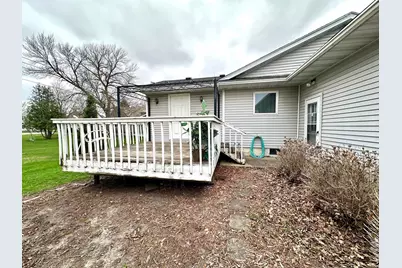 227 2nd Avenue N, Emmons, MN 56029 - Photo 7