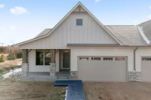 38 Palomino Ct, Hudson, WI 54016 - Photo 3