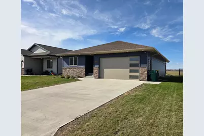 1882 18th Avenue N, Wahpeton,  58075 - Photo 3