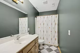 118 S Shannon Dr, Shakopee, MN 55379 - Photo 55