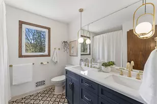 60 Deer Hills Ct, North Oaks, MN 55127 - Photo 25