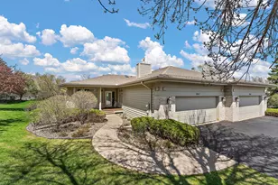 8914 Hilloway Rd, Eden Prairie, MN 55347 - Photo 1
