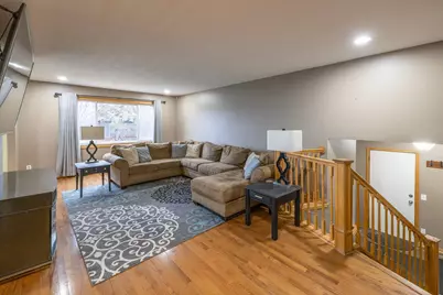 2016 84th Avenue N, Brooklyn Park, MN 55444 - Photo 3