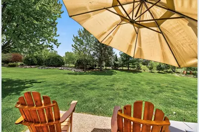 16225 49th Place N, Plymouth, MN 55446 - Photo 3
