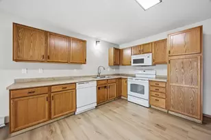 2108 57th Ave S, Fargo, ND 58104 - Photo 11
