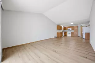 2108 57th Ave S, Fargo, ND 58104 - Photo 9