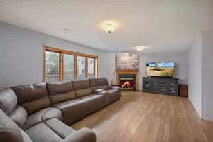 10956 Fox Hollow Circle N, Champlin, MN 55316 - Photo 9