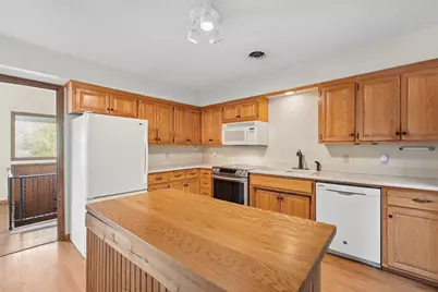 2891 Legion Avenue N, Lake Elmo, MN 55042 - Photo 9