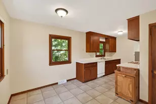 1601 Idaho Ave S, Saint Louis Park, MN 55426 - Photo 13