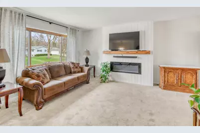 1122 N Concord Street, Fergus Falls, MN 56537 - Photo 7