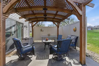 1600 Lower Trentwood Circle NE, Willmar, MN 56201 - Photo 33