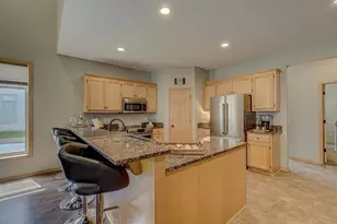 16807 Edinburg Way, Lakeville, MN 55024 - Photo 19