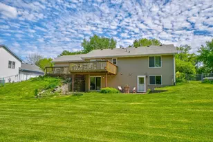 6878 Upper 28th St N, Oakdale, MN 55128 - Photo 17