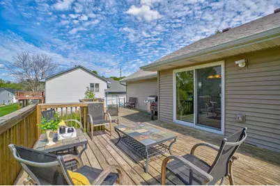 6878 Upper 28th Street N, Oakdale, MN 55128 - Photo 5